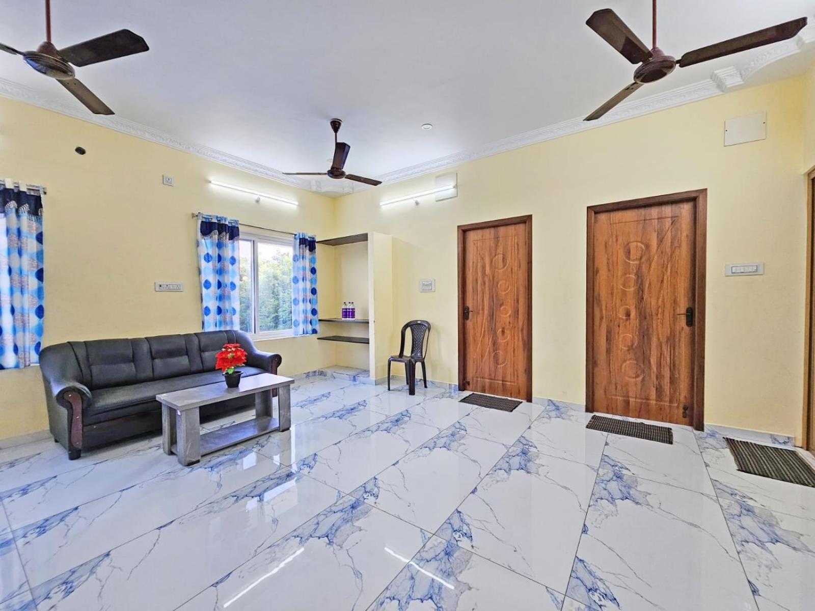 Auro Galaxy Villa Пондичери Екстериор снимка