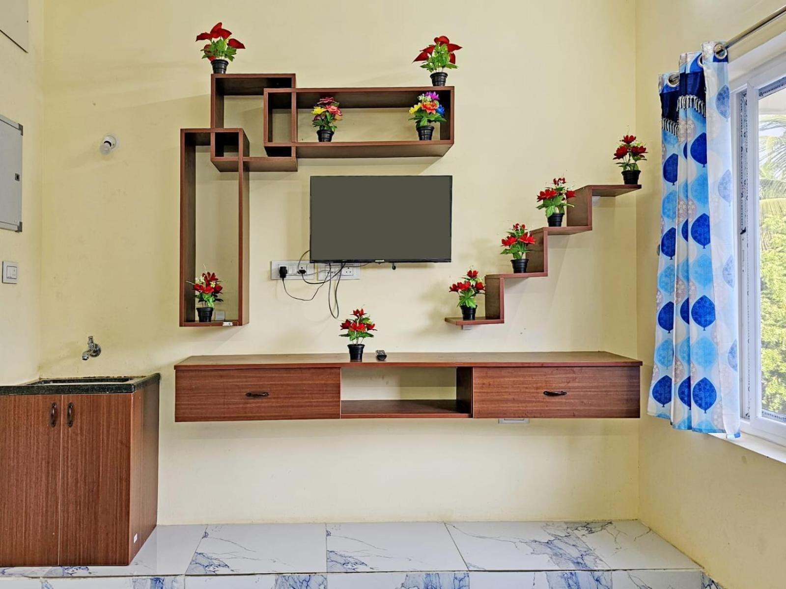 Auro Galaxy Villa Пондичери Екстериор снимка